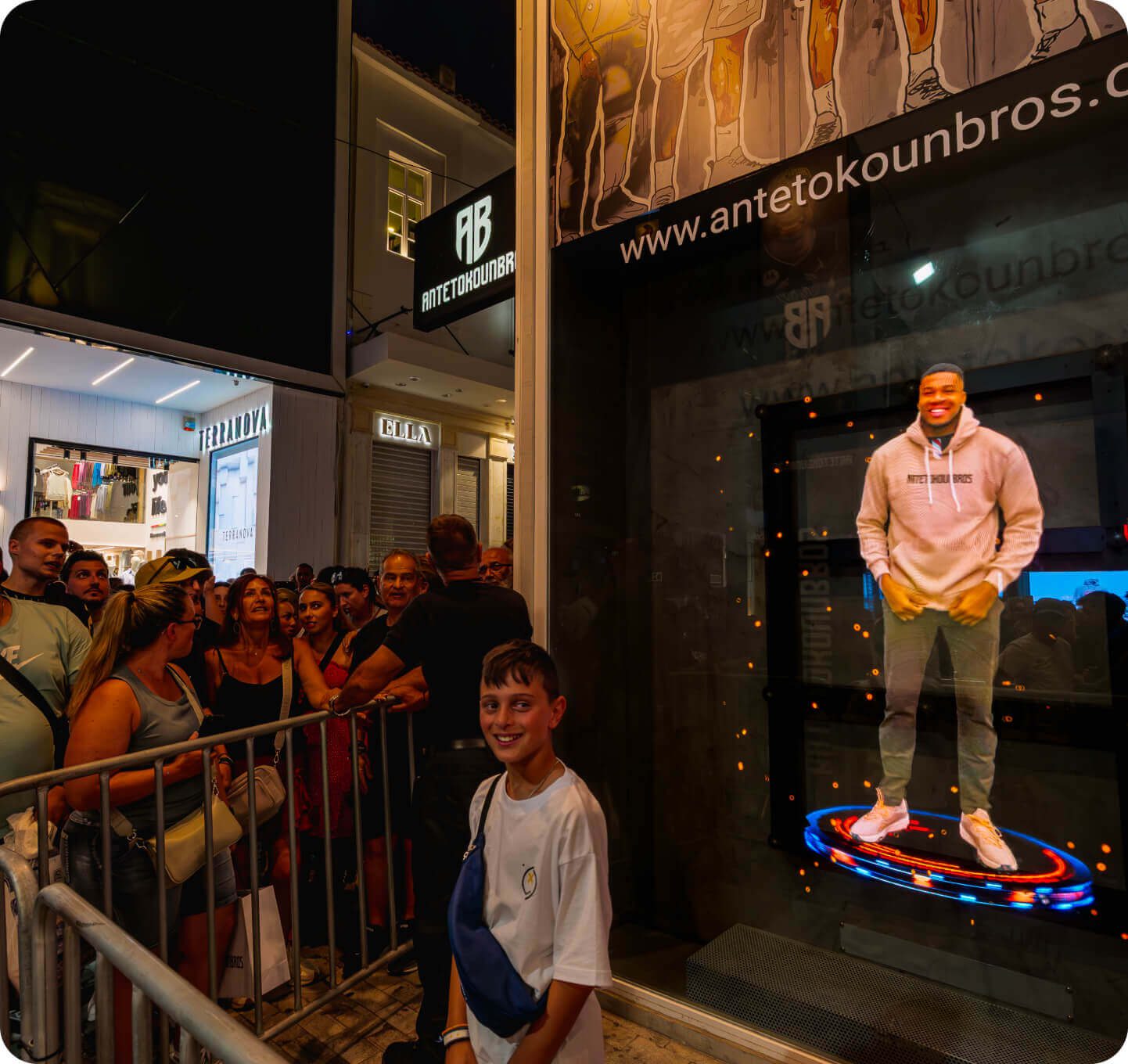 Antetokounbros Customer